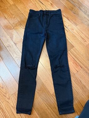 American Eagle Outfitters Black High-Rise Skinny Jeans